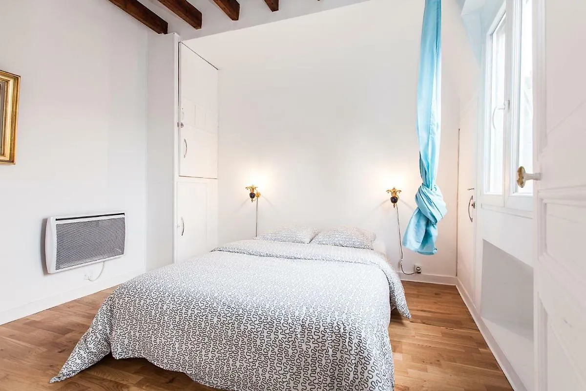 Appartement Charming 30M² Border Of Montmartre à Paris 0*,  France