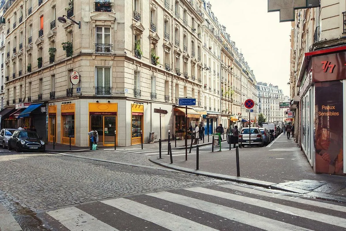 Apartment Ferienwohnung Charming 30M² Border Of Montmartre Paris Frankreich